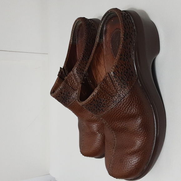 ARIAT Women's 5.5B Brown Pebbled Leather Slip On Clog/ Shoes - Picture 2 of 7